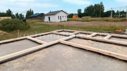 Строительство дома из бруса с углами в п.Обухово